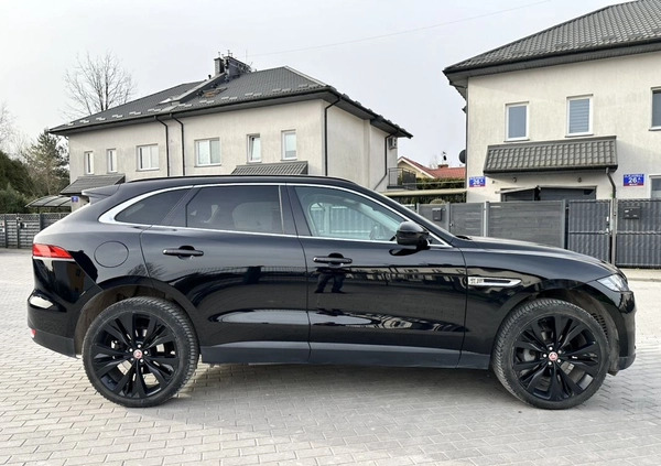 Jaguar F-Pace cena 137999 przebieg: 81000, rok produkcji 2019 z Marki małe 352